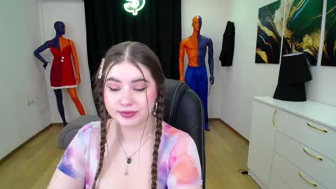 nicolefoxery online show from 01/27/25, 06:20