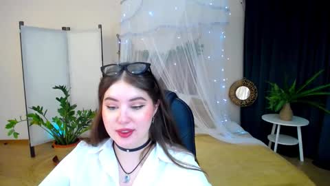 nicolefoxery online show from 02/07/25, 01:25