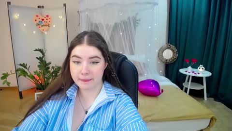 nicolefoxery online show from 02/13/25, 03:18