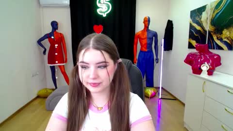 nicolefoxery online show from 02/16/25, 06:21