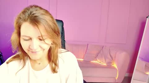 nicolehits online show from 11/01/25, 09:22