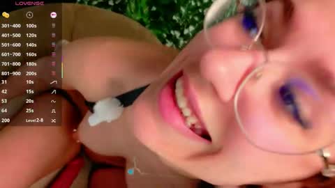 Snapshot of nicoleirisxxx chatting on 05/05/26, 05:26 nicoleirisxxx online show from 05/05/26, 05:26