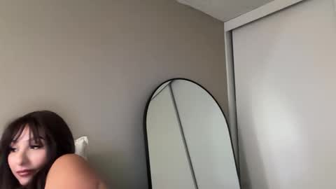 nicolelovesyou444 online show from 05/14/26, 06:47