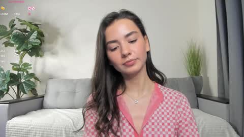 Dua Lipa online show from 01/30/25, 07:15