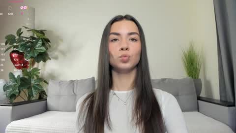 Dua Lipa online show from 02/28/25, 01:14