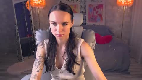 Snapshot of nicolemerz chatting on 05/31/26, 03:30 Nicole online show from 05/31/26, 03:30