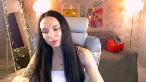 Nicole online show from 06/21/26, 05:04