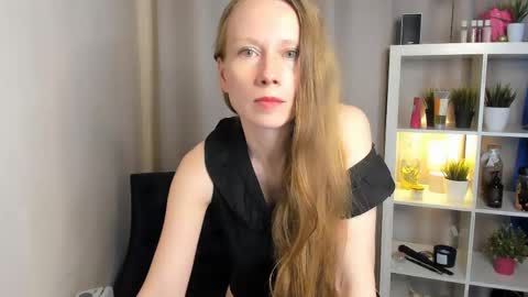 Snapshot of nicolemiless chatting on 05/13/26, 12:46 Nicole online show from 05/13/26, 12:46