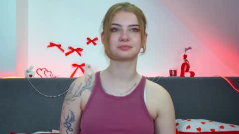 NicoleNorton online show from 06/03/26, 06:16