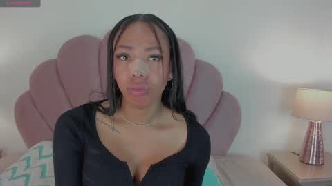 NICOLE online show from 09/15/25, 12:27