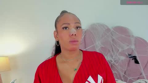 NICOLE online show from 10/21/25, 12:39