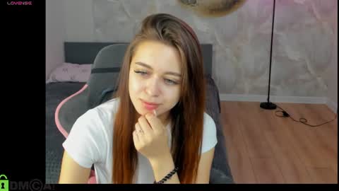 NicoleRossss online show from 08/02/26, 02:10