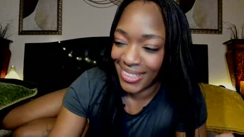 Nicole online show from 12/19/24, 02:12