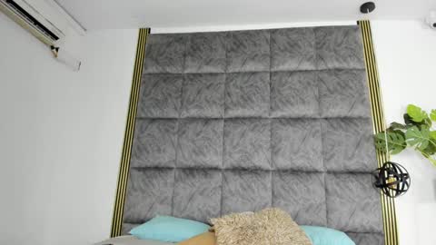 Snapshot of nicolesteelee chatting on 01/23/25, 03:37 Nicole online show from 01/23/25, 03:37