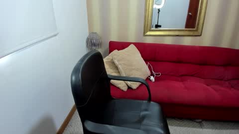 Snapshot of nicolettcolin chatting on 11/29/25, 02:31 Nicolettcolin online show from 11/29/25, 02:31