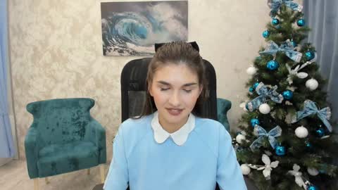 nicolewerti online show from 12/12/24, 08:14