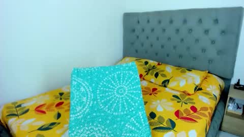  ELIZABETH  online show from 12/05/25, 02:14