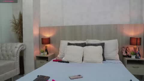 Snapshot of nicolle_alvarez chatting on 06/03/26, 11:35 Nicolle Alvarez online show from 06/03/26, 11:35