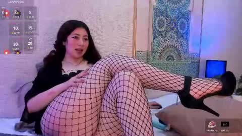 Snapshot of nicolle_evanss_ chatting on 06/17/26, 03:53 nicolle_evanss_ online show from 06/17/26, 03:53