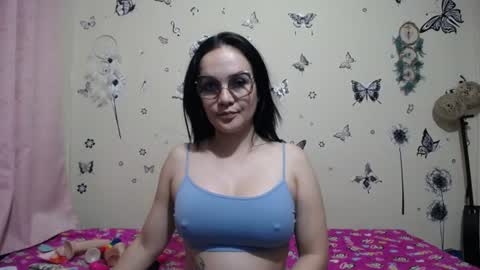 nicolle_sky online show from 07/09/26, 08:40