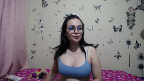 nicolle_sky online show from 07/21/26, 08:27