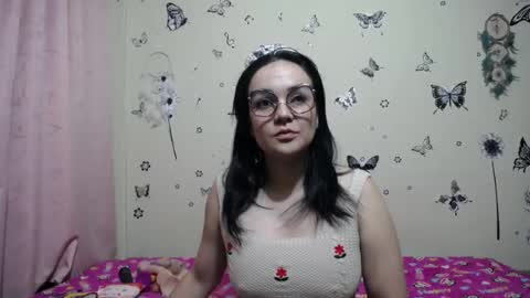 nicolle_sky online show from 07/24/26, 08:34