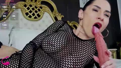 Snapshot of nicollediazz chatting on 02/06/26, 07:34 Nicolle online show from 02/06/26, 07:34