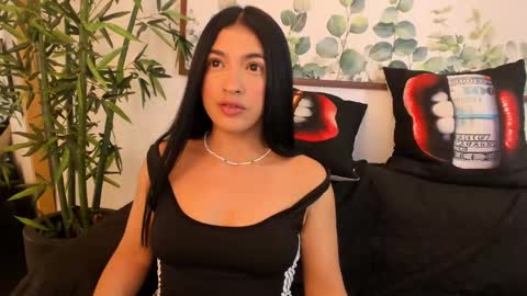 Nicolle Lima online show from 02/28/25, 08:07