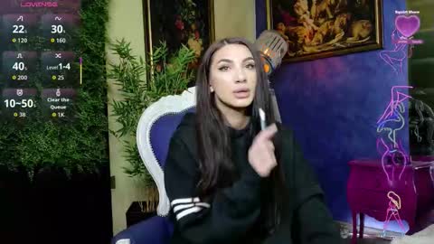 Snapshot of nicollepalmer chatting on 12/02/25, 11:26 Nicolle online show from 12/02/25, 11:26