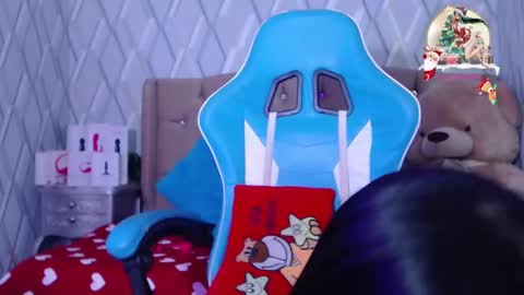Nicolle Miley online show from 12/21/24, 06:30