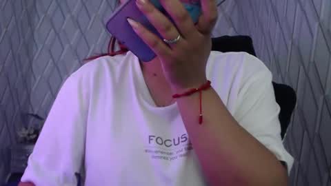 Nicolle Miley online show from 01/20/25, 03:48
