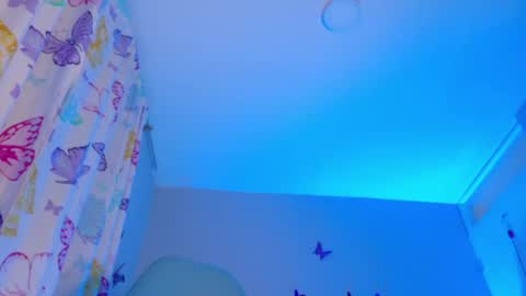 Nicolle Miley online show from 06/13/26, 04:10