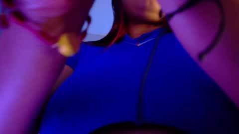 Nicolle Miley online show from 07/17/26, 03:46