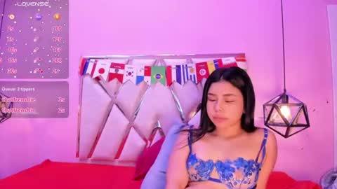 nicolljabocs online show from 07/09/26, 02:15