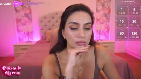 Snapshot of nicolnightt chatting on 12/15/25, 07:23 Nicole online show from 12/15/25, 07:23