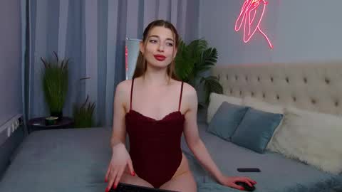 NicolRos online show from 05/19/26, 03:07