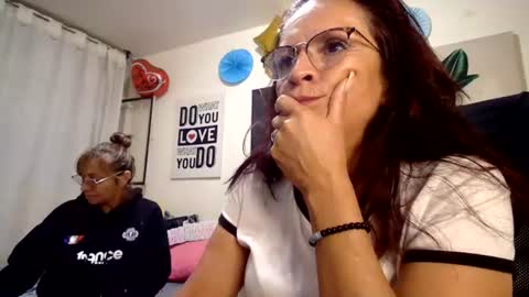 Snapshot of nicoltatiana_ chatting on 06/25/26, 12:43 nicoltatiana_ online show from 06/25/26, 12:43