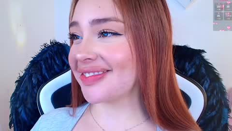 Snapshot of nicolthompsonn chatting on 01/10/25, 01:32 Nicol online show from 01/10/25, 01:32
