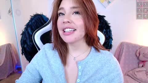 Snapshot of nicolthompsonn chatting on 02/01/25, 02:16 Nicol online show from 02/01/25, 02:16
