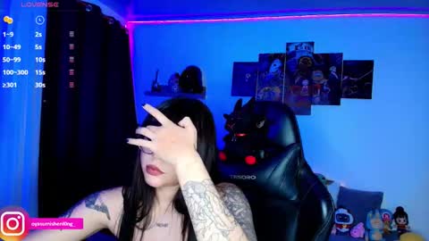 Lizzie online show from 11/19/25, 12:43