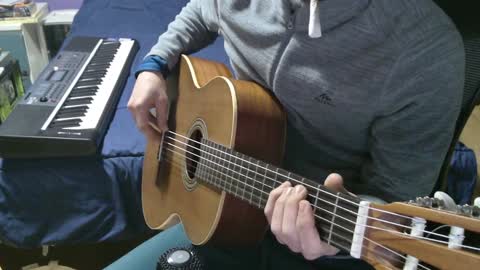 Julian online show from 01/01/25, 12:00