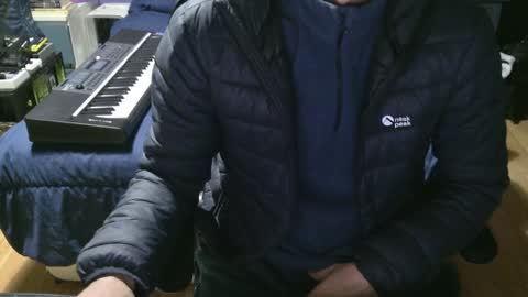 Julian online show from 01/05/25, 10:32