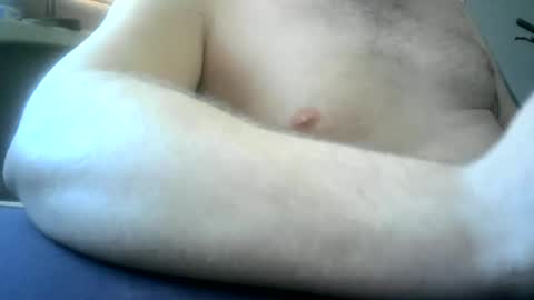 Snapshot of niewidoczny26 chatting on 03/05/26, 07:37 Niewidoczny online show from 03/05/26, 07:37