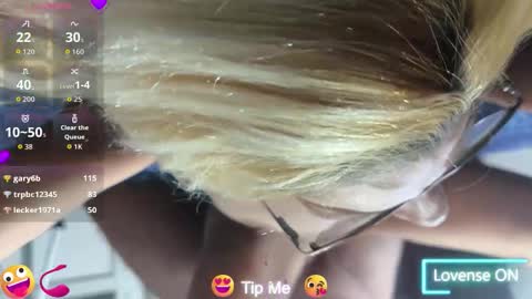 Snapshot of night_love34 chatting on 10/03/25, 07:16 night_love34 online show from 10/03/25, 07:16