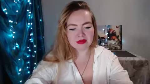 nightlaura online show from 12/24/24, 09:11