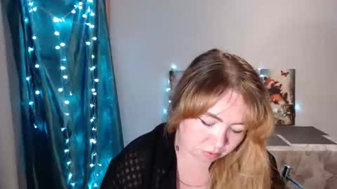 nightlaura online show from 12/29/24, 12:30