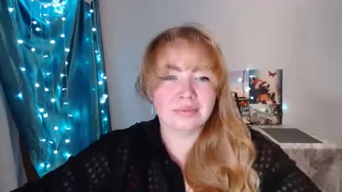 nightlaura online show from 01/01/25, 05:55