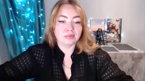 nightlaura online show from 01/02/25, 08:02