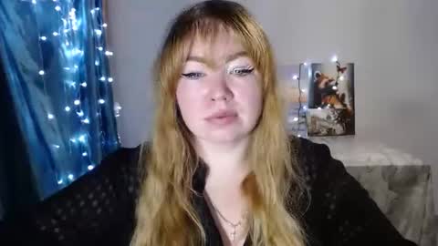 nightlaura online show from 01/12/25, 09:51