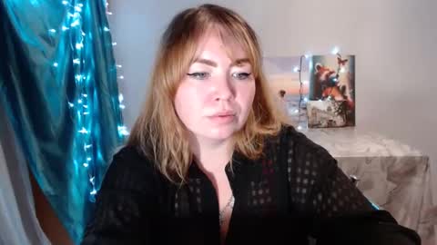 nightlaura online show from 01/13/25, 12:51